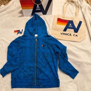 - NWT AVIATOR NATION UNISEX Bandana HOODIE Large + Tote bag